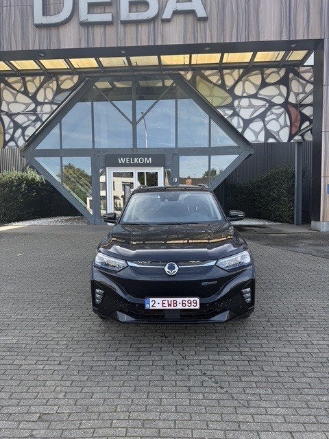 SsangYong Korando e-Motion Titanium Plus elektrisch 190 pk, Dealer onderhouden, Zwart, Elektrisch, 5 deurs