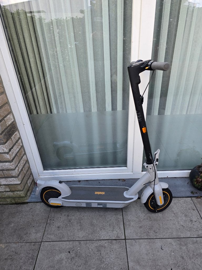Elektrische step ninebot, Fietsen en Brommers, Ophalen, Gebruikt, Elektrische step (E-scooter), Segway-Ninebot