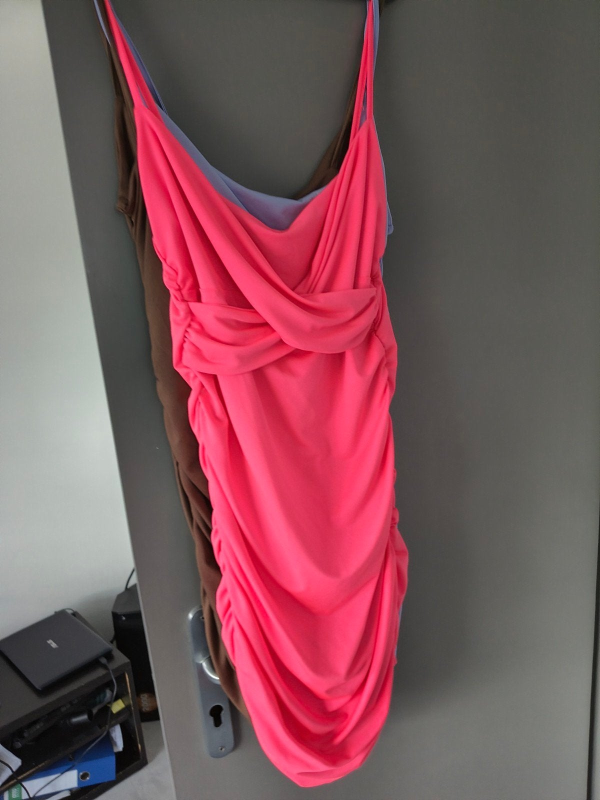 lot de robes colorée taille L, Enlèvement