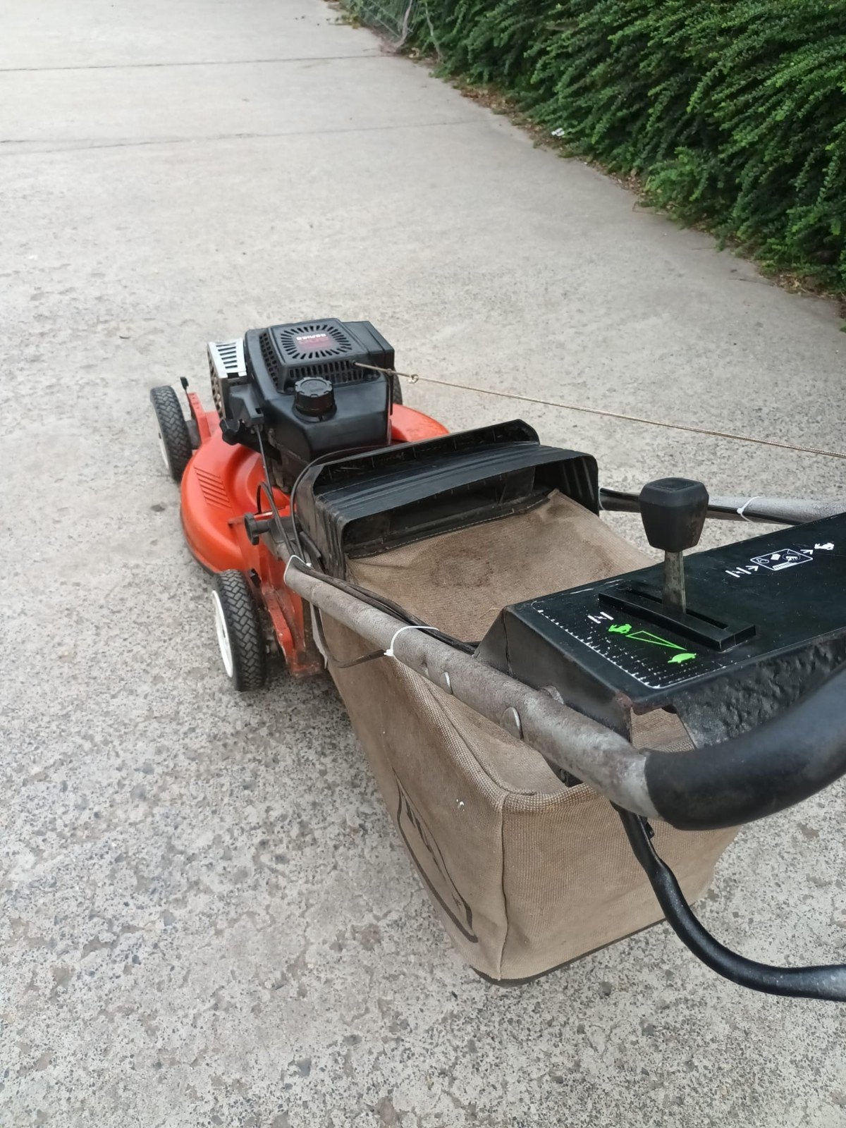 grasmaaier, Tuin en Terras, Ophalen, Cirkelmaaier, Gebruikt, Benzine-grasmaaier