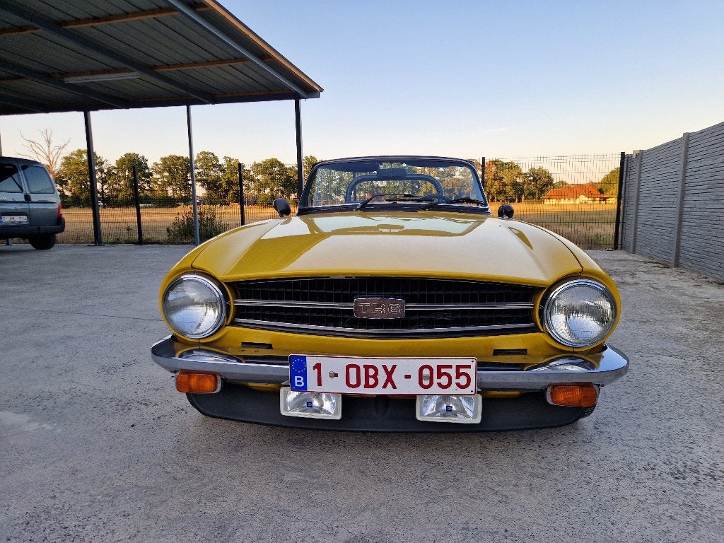 Triumph TR6 2500 1976 / Uitmuntende staat / État excellent, Auto's, TR6, Zwart, Cabriolet, Handgeschakeld