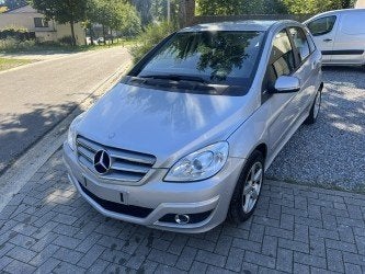 Mercedes B klasse 1.5i benzine amper 135000 km !, Auto's, 1498 cc, Bedrijf, Euro 4, B-Klasse