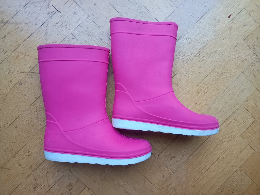 Bottes Decathlon pour enfant taille 32 -33, Enfants & Bébés, Enlèvement, Comme neuf, Bottes