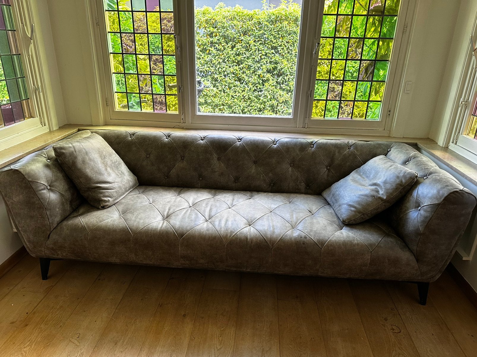 Mooie chesterfield look zetel, Huis en Inrichting, Ophalen, Zo goed als nieuw