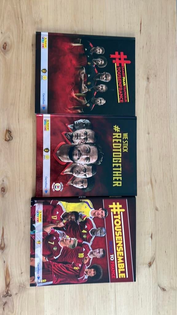 Stickerboek/ kaarten rode duivels, Ophalen, Zo goed als nieuw, Stickers en Plaatjes