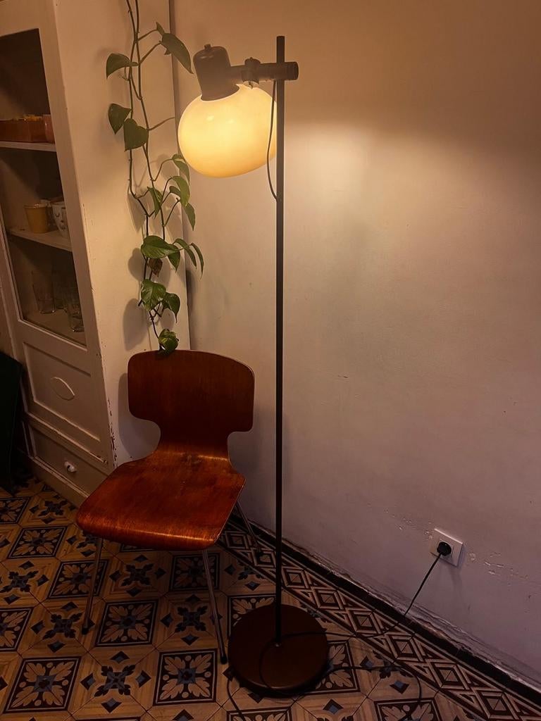 Lampadaire Herda vintage en forme de champignon. Design des, Enlèvement