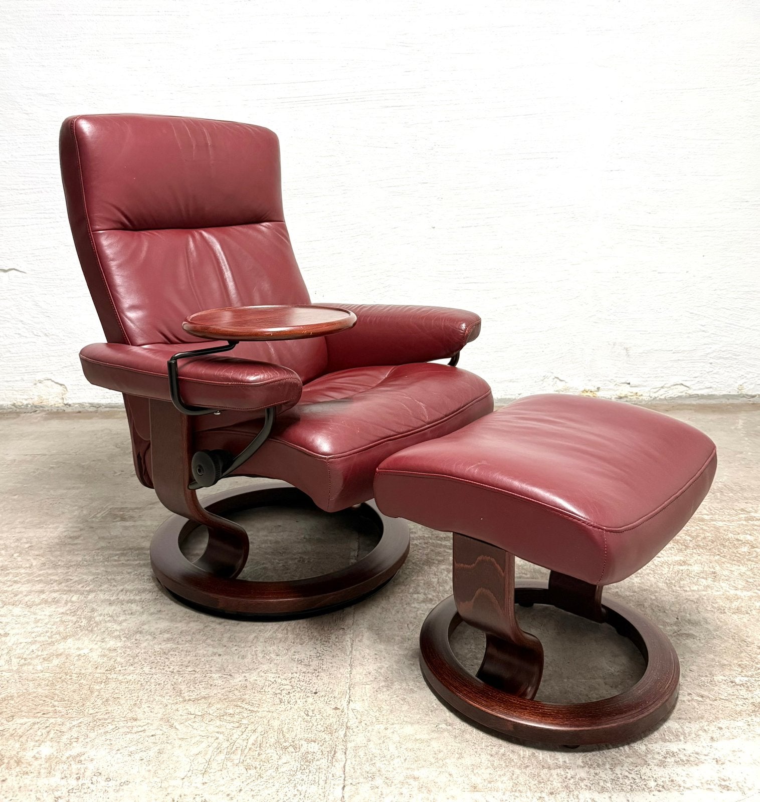 Fauteuil Stressless Design | repose-pieds + table | Bordeaux, 75 à 100 cm, Enlèvement, Utilisé, 75 à 100 cm