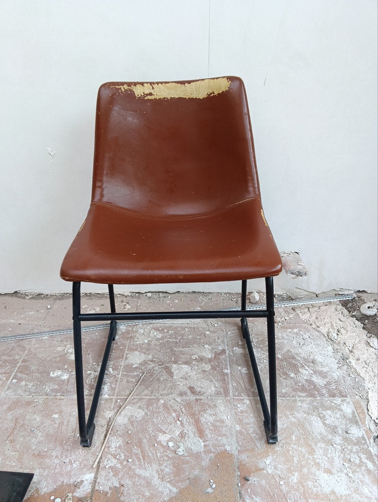 Gratis stoelen, Huis en Inrichting, Stoelen, Ophalen, Gebruikt, Bruin, Leer