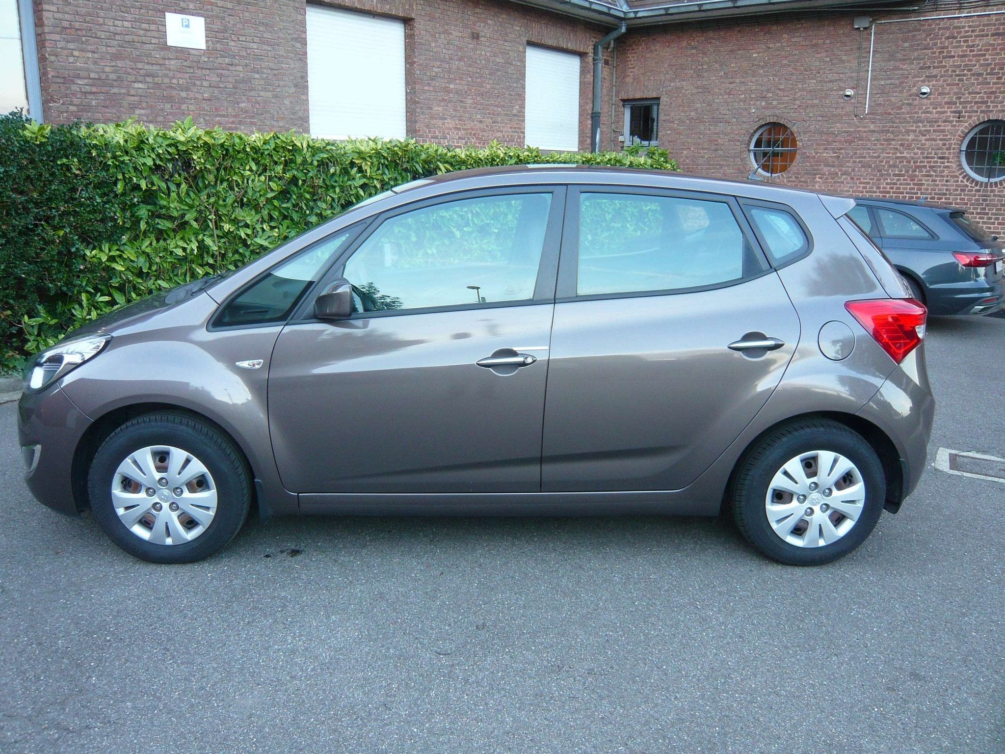 Hyundai ix20 1.4i Comfort+NAVIGATION, Autos, Hyundai, Achat, Beige, Entreprise, Boîte manuelle