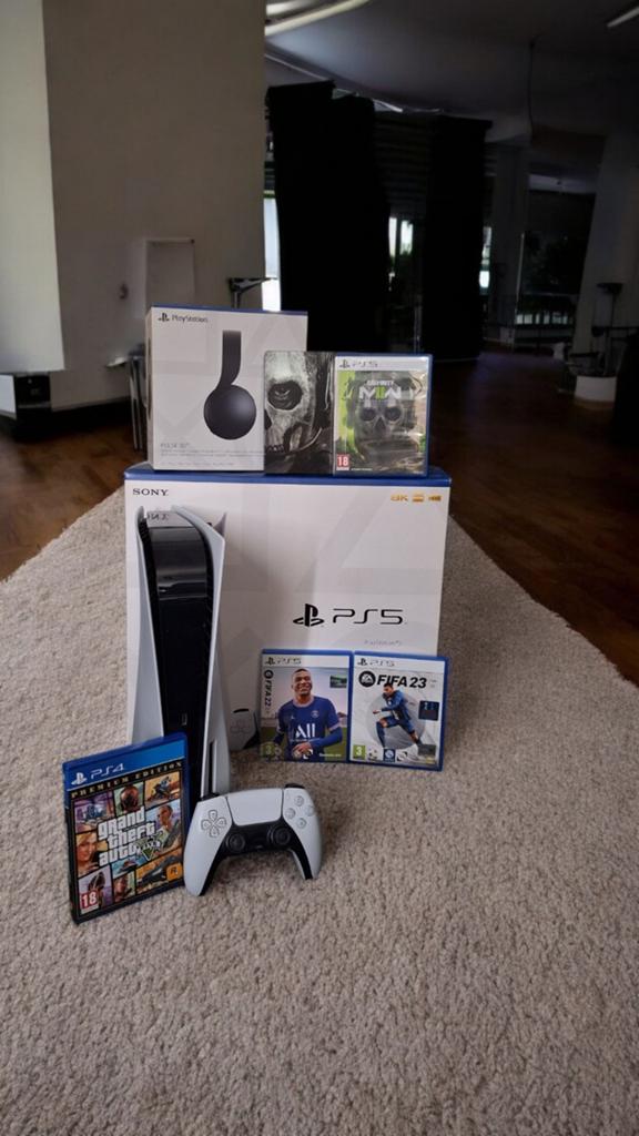 Disque Playstation 5 avec 4 jeux et casque, Consoles de jeu & Jeux vidéo, Consoles de jeu | Sony PlayStation 5, Comme neuf, Playstation 5