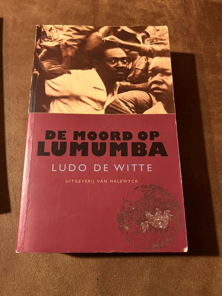 pakket boeken rond de geschiedenis van Kongo, de k, Ophalen of Verzenden, 20e eeuw of later, Gelezen, Afrika