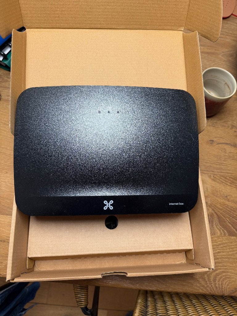 Nieuwe Proximus-box, Computers en Software, Routers en Modems, Ophalen, Nieuw, Router met modem, Proximus