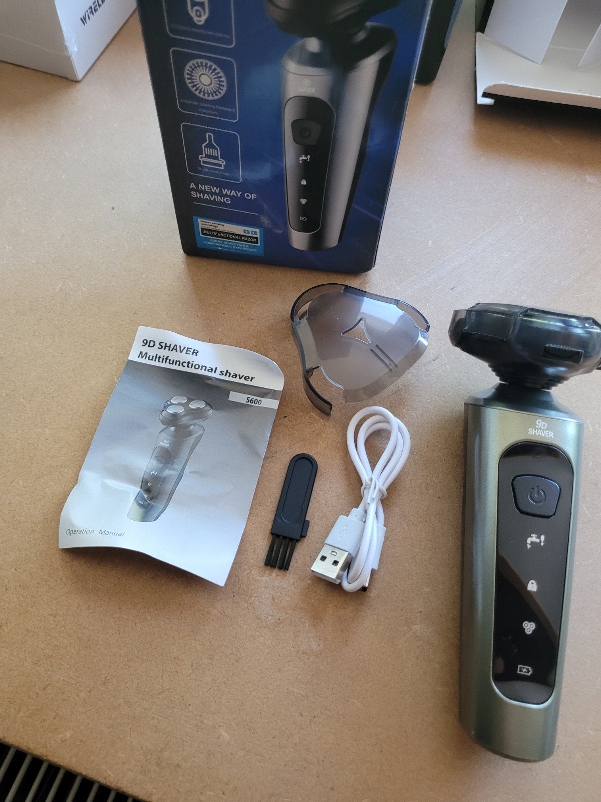 Rasoir rechargeable neuf dans sa boîte, Enlèvement ou Envoi, Neuf, Rasage ou Épilation