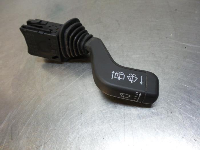 Commutateur essuie-glace d'un Opel Corsa (Corsa C 00-), -, Opel, 3 mois de garantie, Utilisé