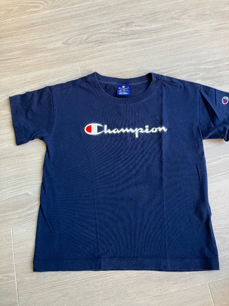 T-shirt Champion, XS, Kleding | Dames, T-shirts, Blauw, Ophalen of Verzenden, Zo goed als nieuw, Korte mouw