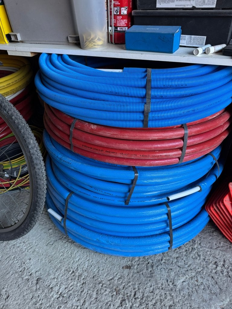 Alpex buis 16 rood en blauw geisoleerd €1/meter, Ophalen, Nieuw, Overige typen