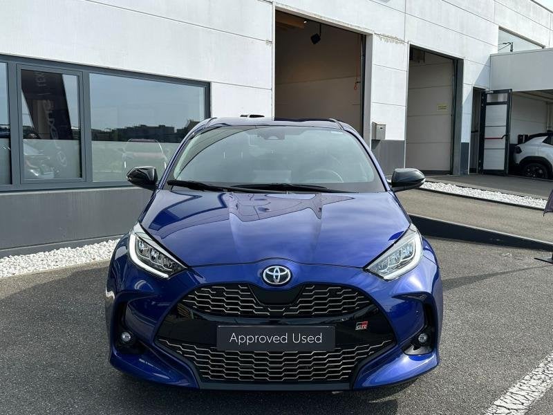 Toyota Yaris GR Sport, Autos, Achat, Euro 6, 5 portes, https://public.car-pass.be/vhr/89b2a6c0-df37-45a8-8a0a-a3d7b2694296