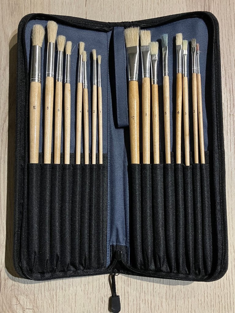 Set de 16 pinceaux avec étui de protection pratique - 50 %, Hobby & Loisirs créatifs, Peinture, Enlèvement ou Envoi, Comme neuf