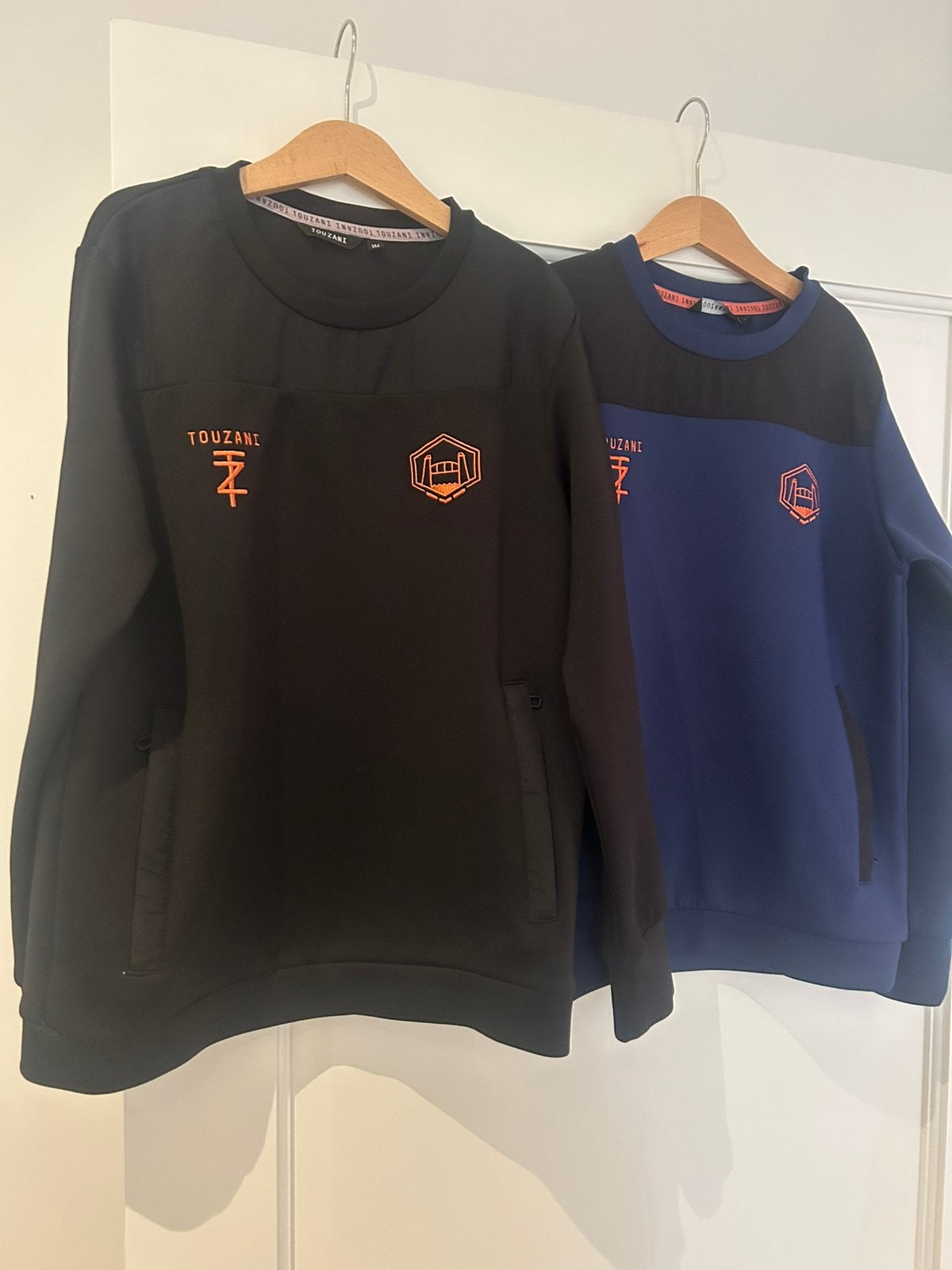 Touzani truitjes 152, Kinderen en Baby's, Kinderkleding | Maat 152, Ophalen, Zo goed als nieuw