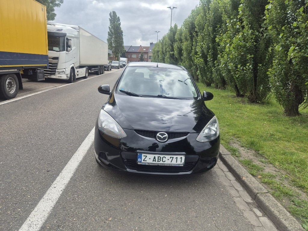 Mazda 2 1.3i - Airco - Déjà prete a immatriculation, Autos, Mazda, Achat, Boîte manuelle, Noir, 5 portes