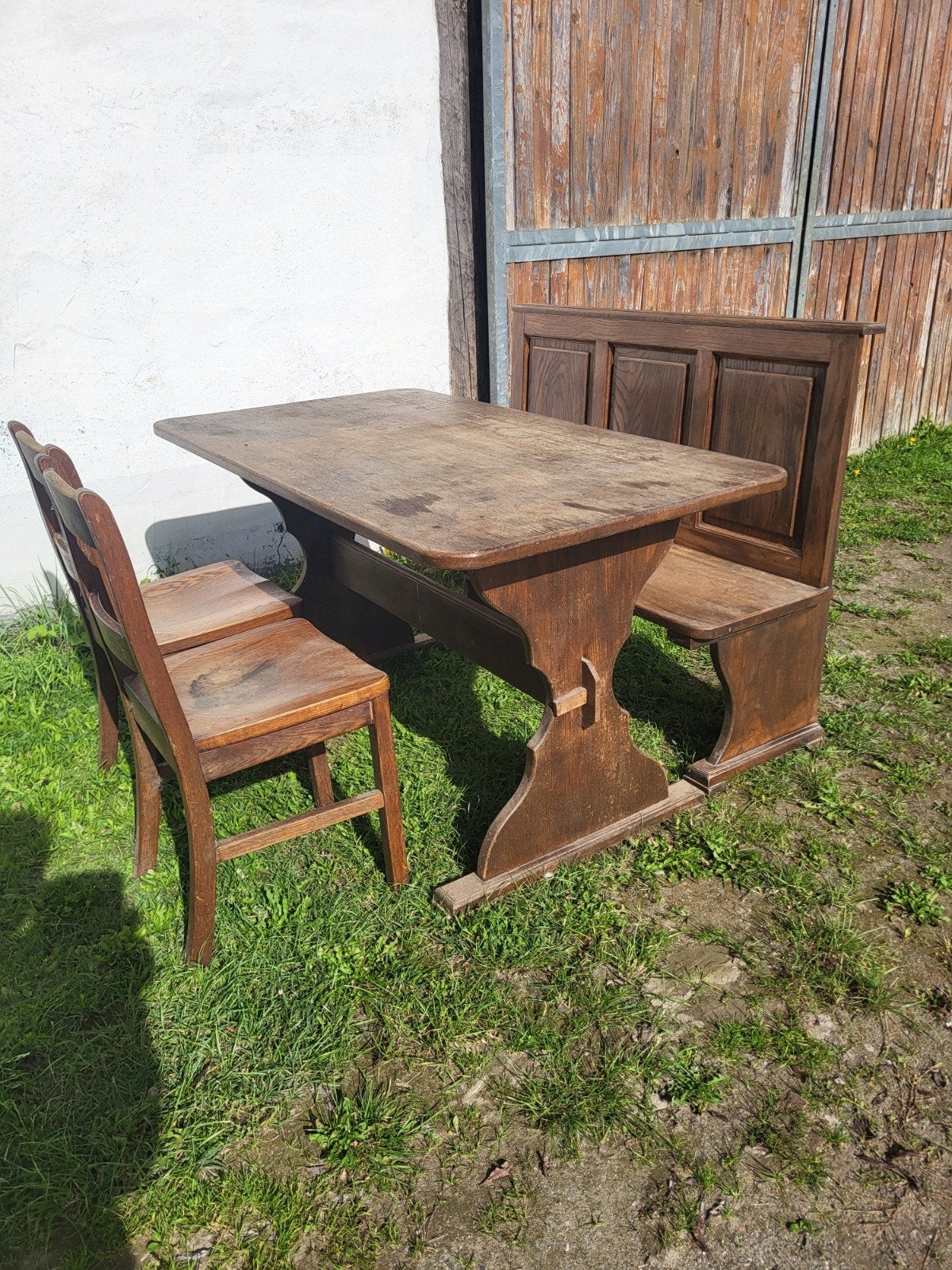Eiken eettafel met bijbehorende bank en stoelen., Antiek en Kunst, Ophalen of Verzenden