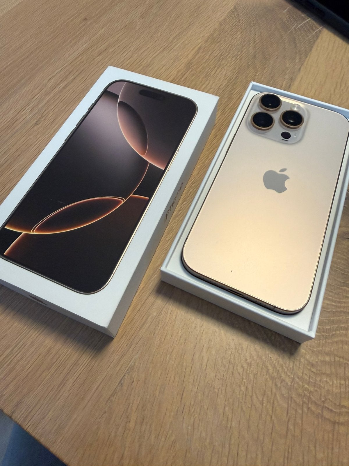 iPhone 16 Pro 256gb - bat 90%, Telecommunicatie, IPhone 16, Zo goed als nieuw, Zonder simlock, Ophalen