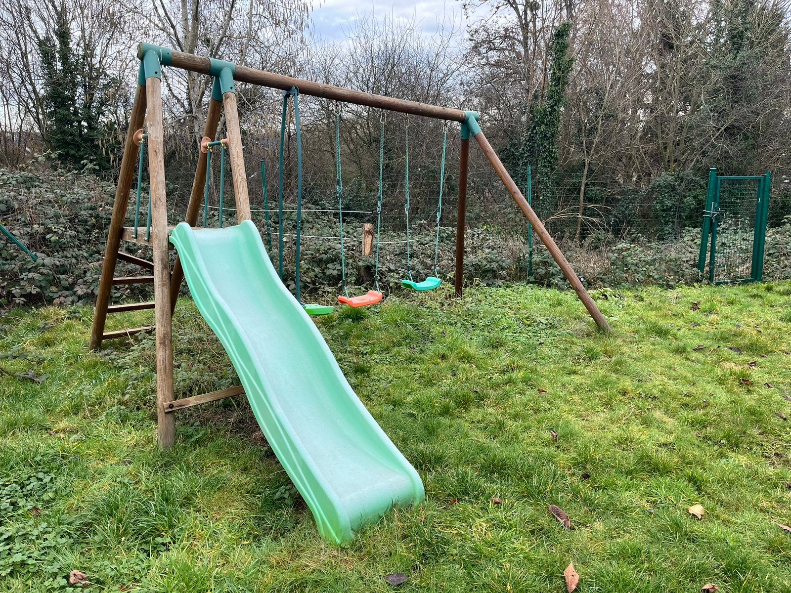 Jeux de jardin, Enlèvement, Comme neuf