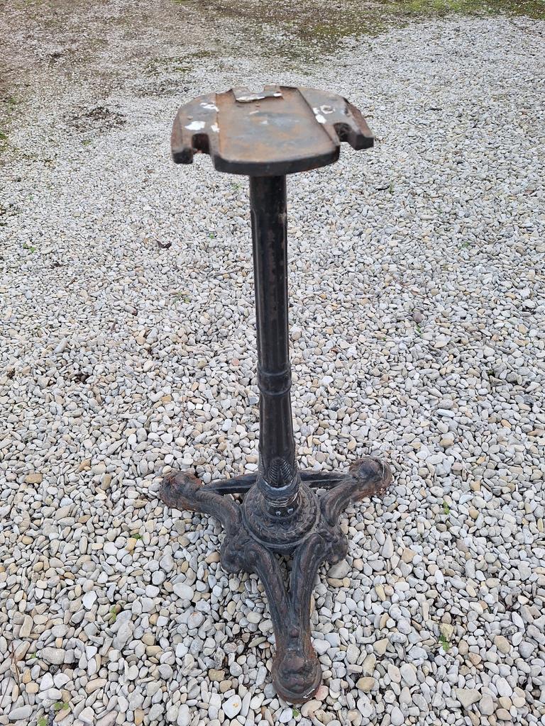 Pied de table de bistro en fonte, Enlèvement, Comme neuf