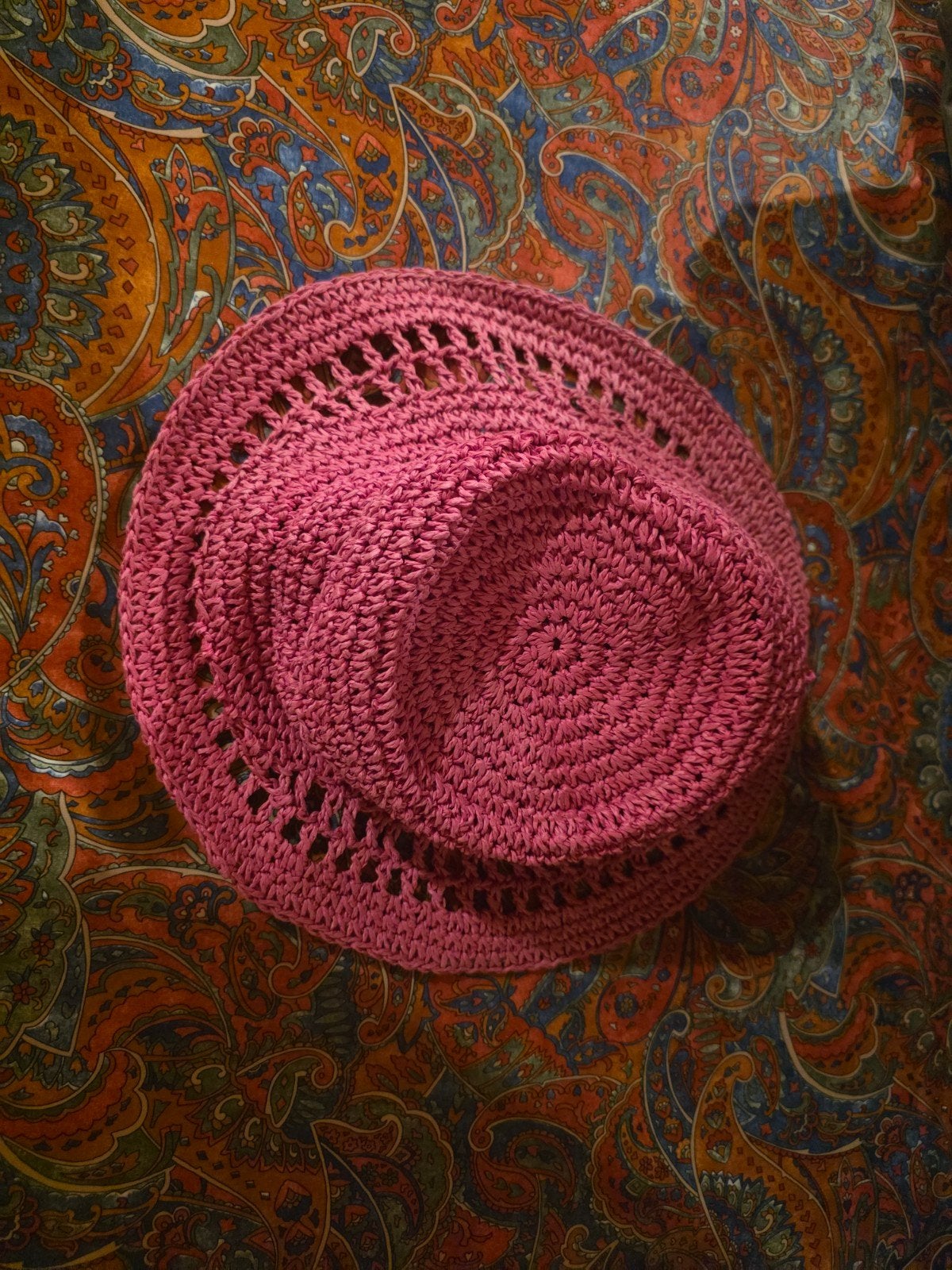 roze hoed, Kleding | Dames, Hoeden en Petten, Ophalen, Zo goed als nieuw, One size fits all, Hoed