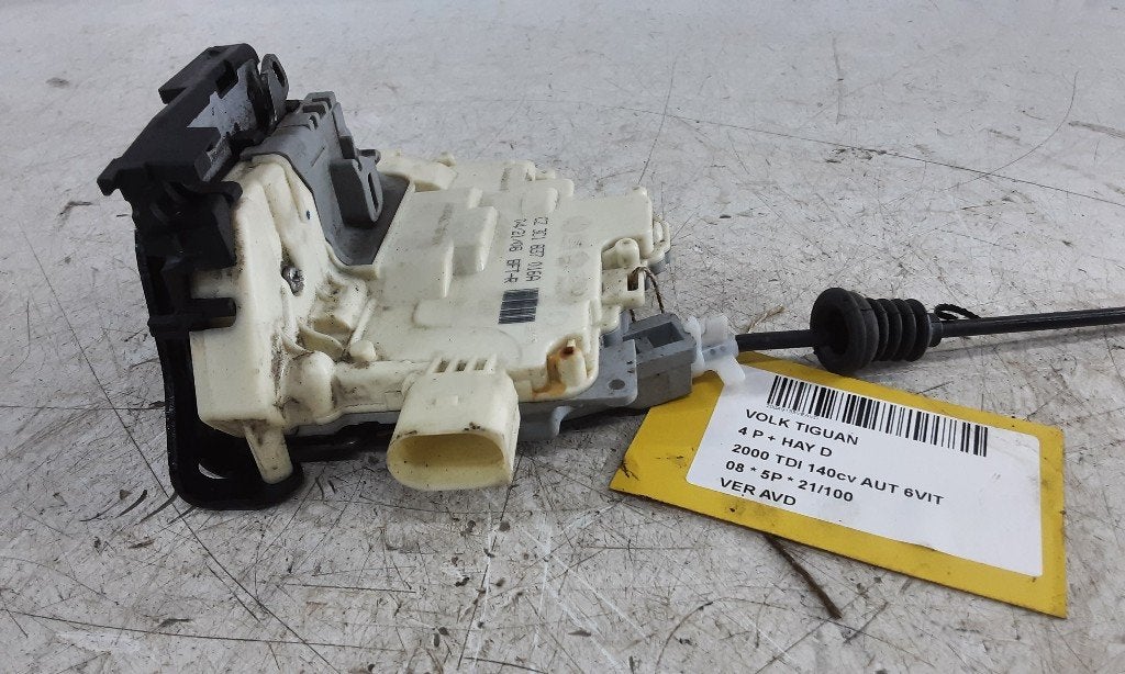 SERRURE DE PORTE AVANT DROITE Volkswagen Tiguan (5N1 / 2), Volkswagen, Volkswagen AG, Utilisé, Kundenbetreuung@volkswagen.de