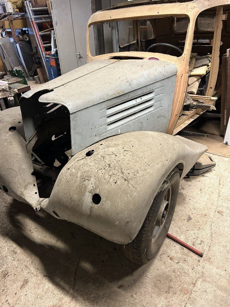 oldtimer Renault Primaquatre KZ24, foto 3