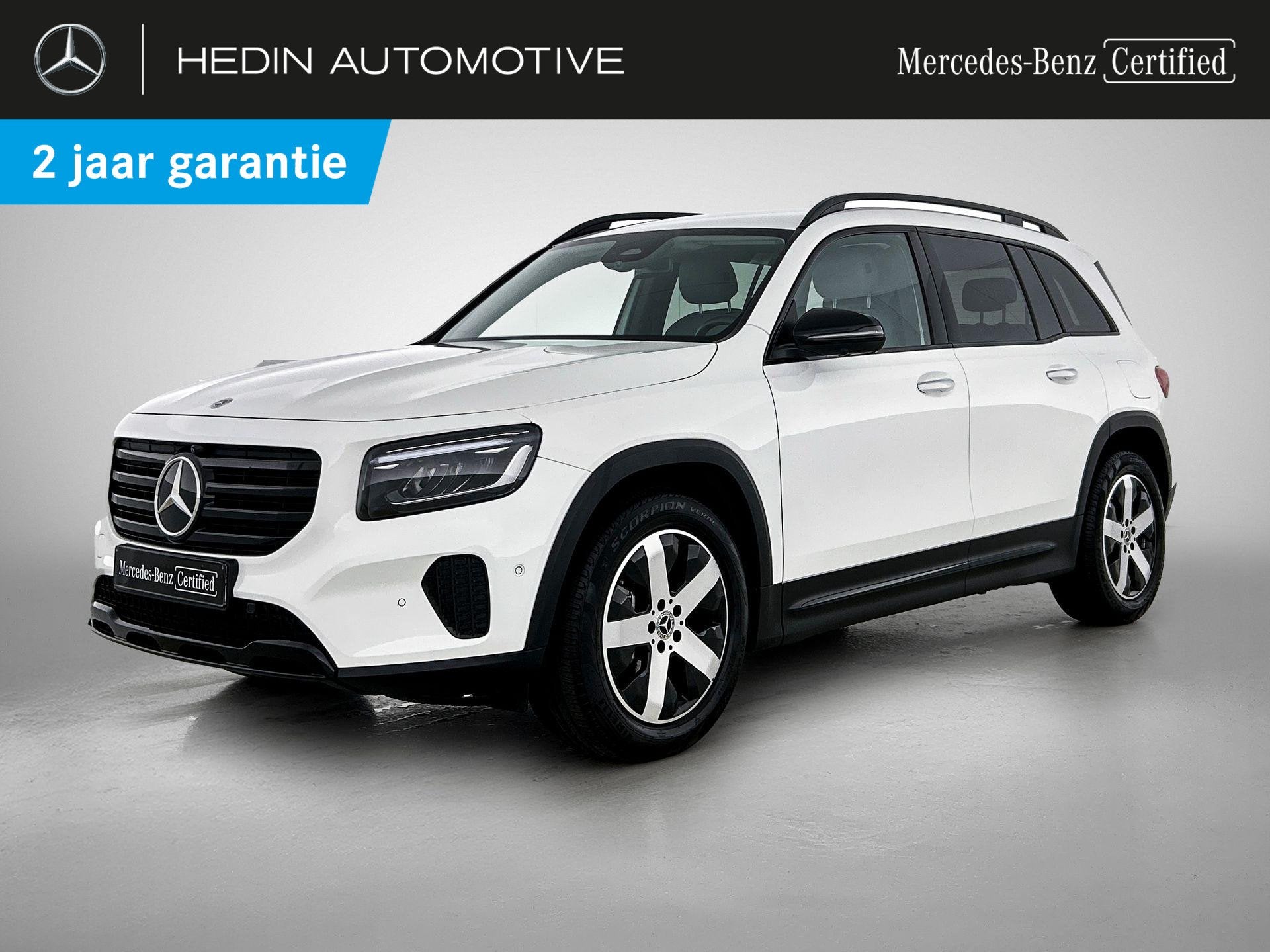 Mercedes-Benz GLB-Klasse 250 Luxury Line | Night Pack | Dist, Auto's, Mercedes-Benz, Automaat, Dealer onderhouden, Stof, Gebruikt