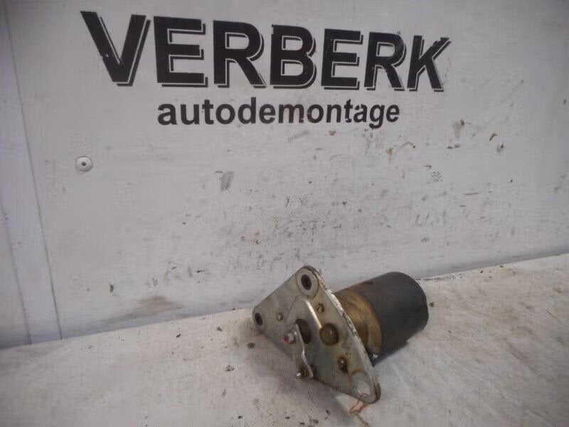 RUITENWISSERMOTOR VOOR Ponton (W105) (l7-52b-12v--n3), Mercedes-Benz AG, Enlèvement ou Envoi, Utilisé, Dialog.mb@mercedes-benz.com