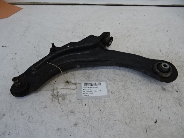 DRAAGARM LINKS VOOR Renault Scénic II (JM), Gebruikt, Renault, Peter-Huppertz-Straße 5
51063  Köln, DE, Dialog.deutschland@renault.de