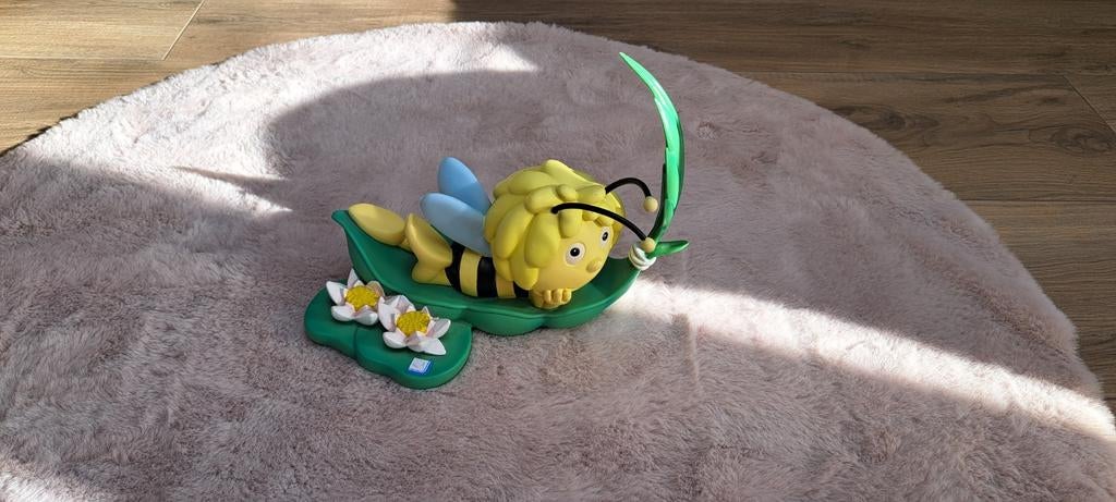 Tirelire Maya l'abeille et le canard, Enlèvement