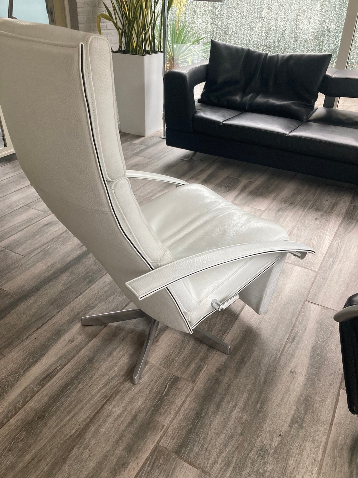 Magnifique relax en cuir blanc Jori Shiva, Maison & Meubles, Fauteuils, Enlèvement, Comme neuf