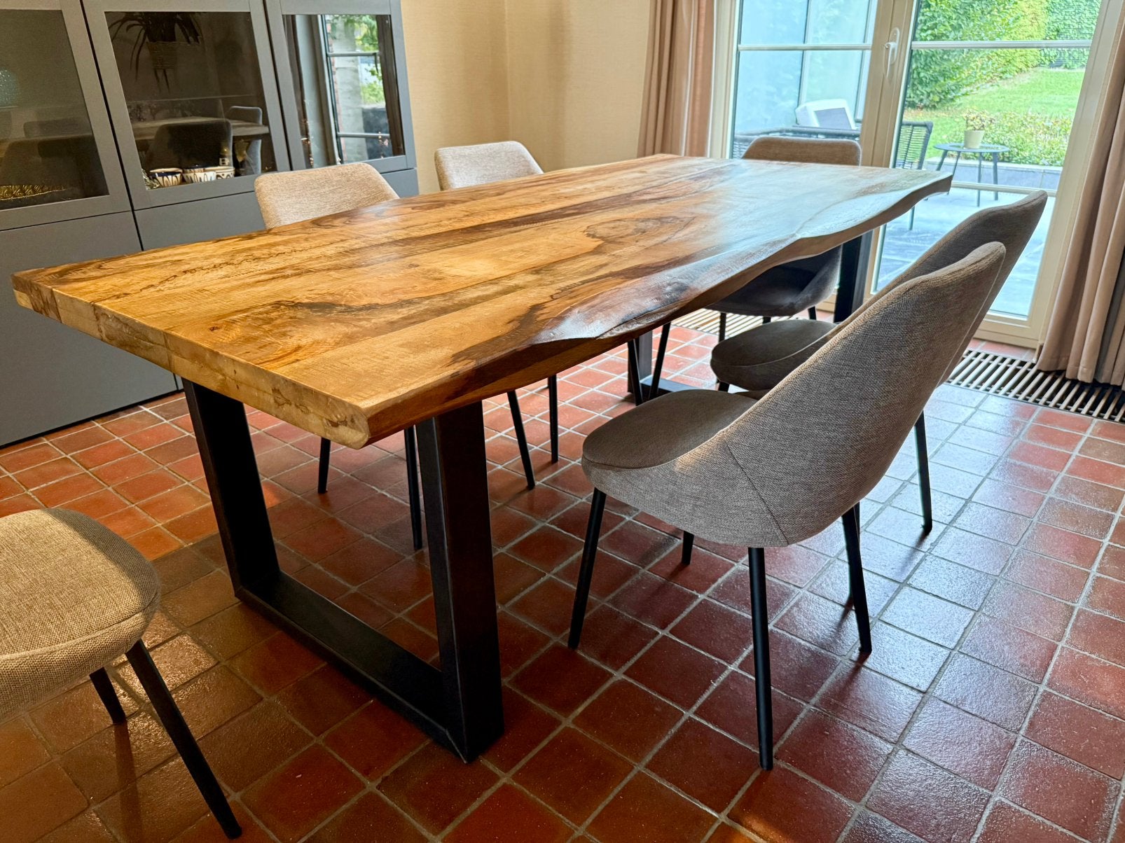 Eettafel van massief mangohout, Huis en Inrichting, Ophalen, Gebruikt