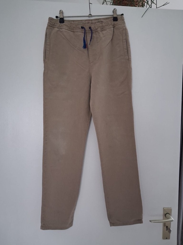 Bellerose beige Chino broek 12jaar, Enfants & Bébés, Vêtements enfant | Taille 152, Pantalon, Garçon, Enlèvement, Utilisé
