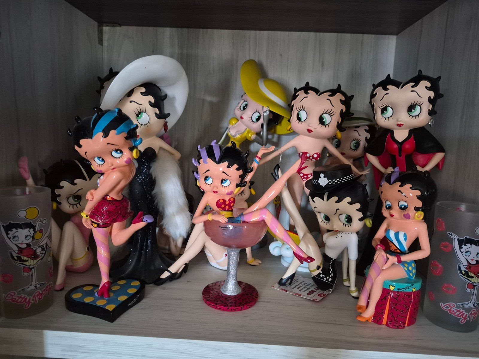 Betty Boop, Tickets en Kaartjes