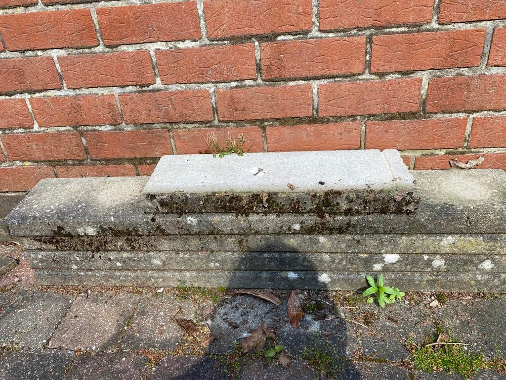 4 boordstenen, Ophalen, Gebruikt, 100 tot 200 cm, Minder dan 25 cm