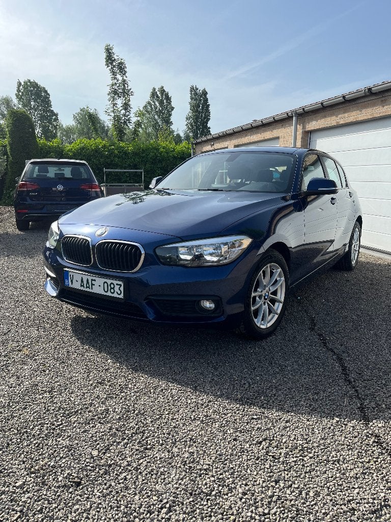 BMW 116i Advantage Euro 6d, Auto's, Blauw, Bedrijf, Handgeschakeld, Onderhoudsboekje