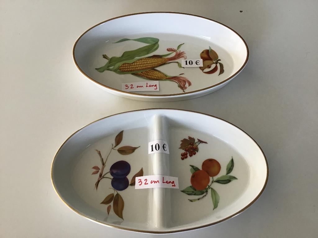 4 mooie ovenschalen "Evesham" aan 10 euro per schaal, Ophalen of Verzenden, Zo goed als nieuw
