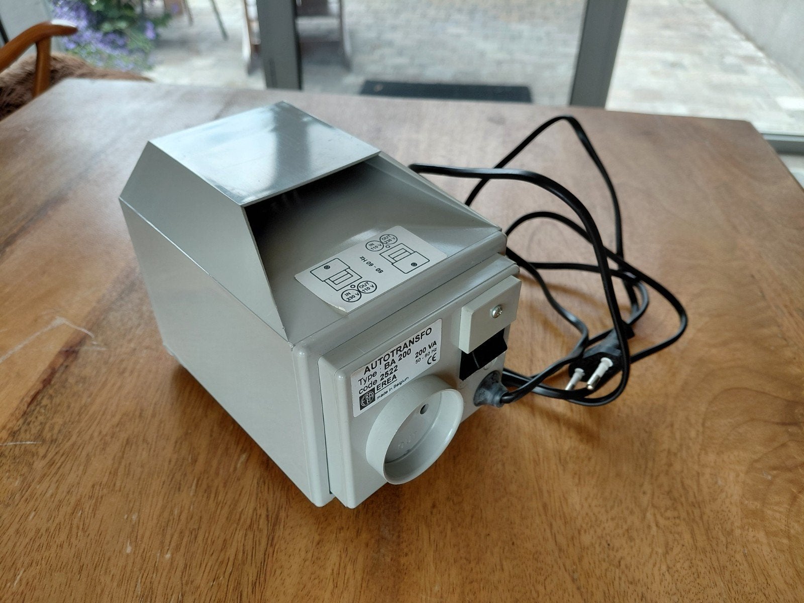 Transformator EREA 110/230Volt, Elektronische apparatuur, Ophalen