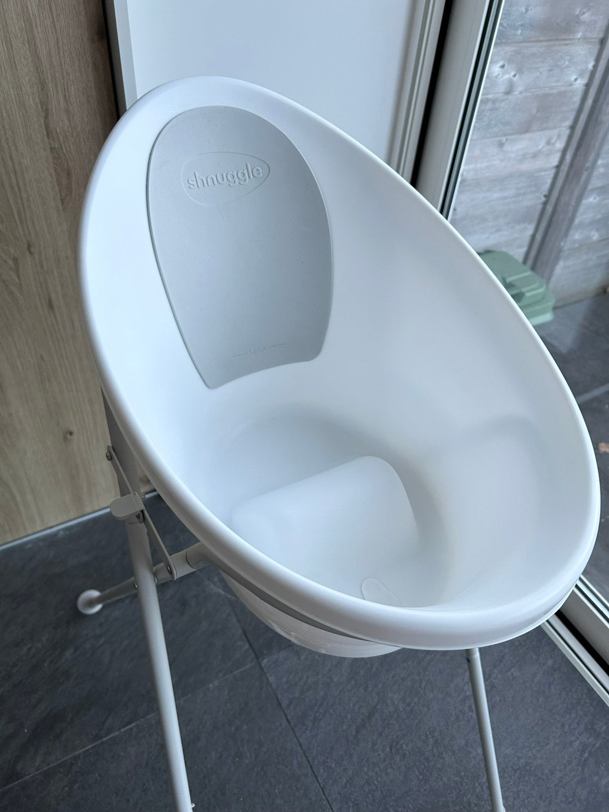 Ensemble Shnuggle : baignoire, support, siège, Autres marques, Comme neuf, Enlèvement, Standard