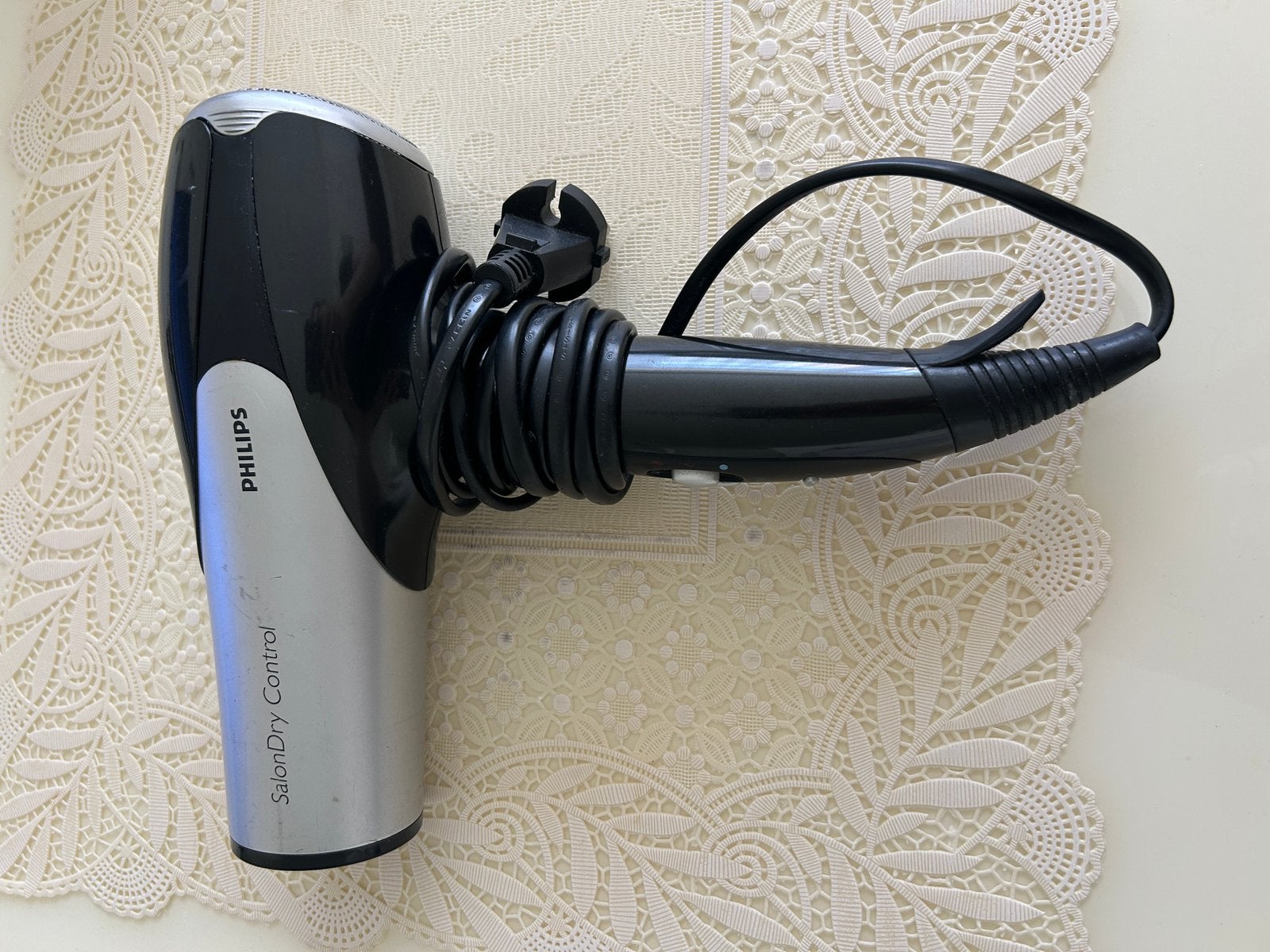 Sèche cheveux Philips SalonDry Control - Bon état, Enlèvement, Utilisé
