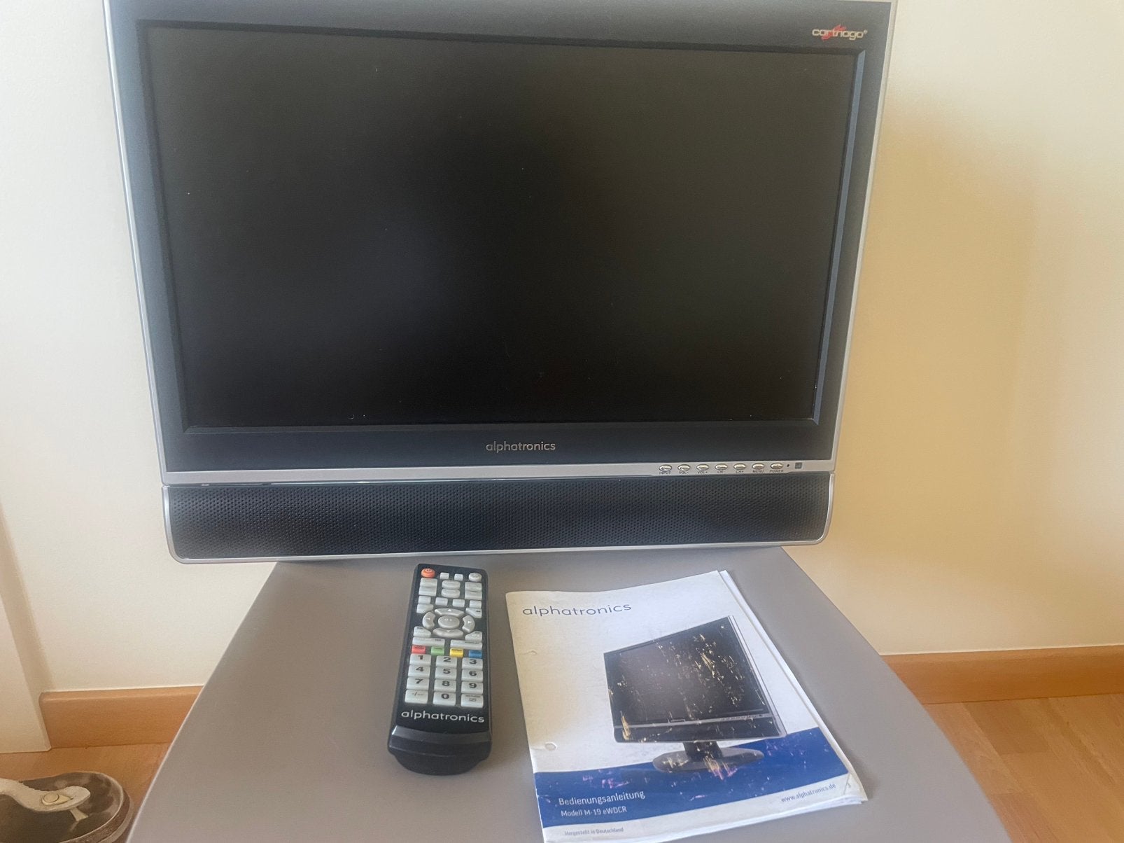 Alphatronics 19.5 inch, Audio, Tv en Foto, Televisies, Ophalen, Zo goed als nieuw