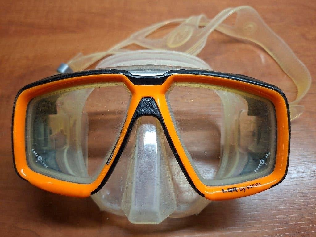 Lunettes ventrales Aqualung Model LOOK, Enlèvement, Comme neuf, Lunettes de plongée ou Tuba