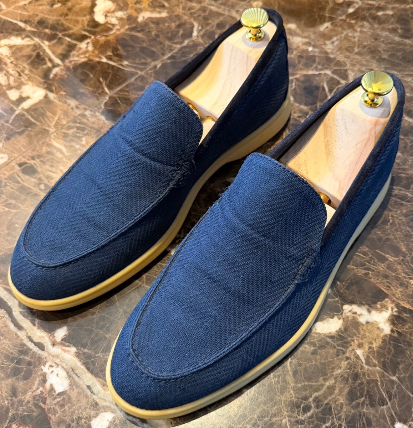 Denim bleu Loro Piana Summer Walk taille 42,5, Vêtements | Hommes, Enlèvement ou Envoi, Porté, Bleu, Flâneurs