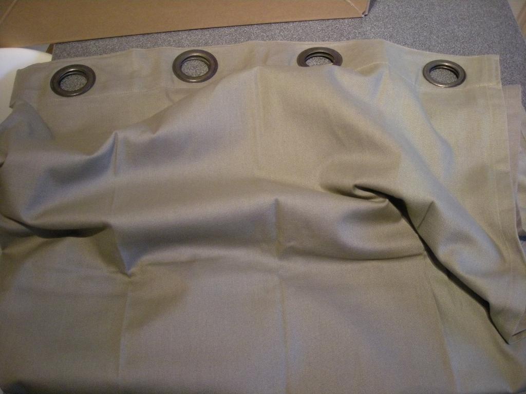 Gordijnen met ogen, taupe beige-grijs, 1 paar, Gebruikt, 100 tot 150 cm, Grijs, Ophalen of Verzenden