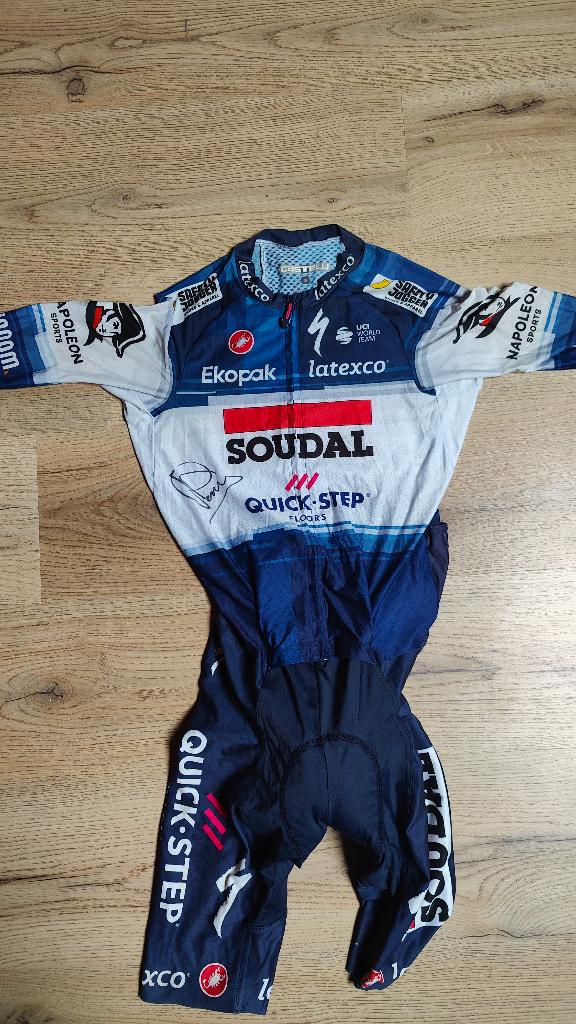 Pieter Serry - gesigneerde wielrennersoutfit, Sport en Fitness, Ophalen of Verzenden, Gebruikt